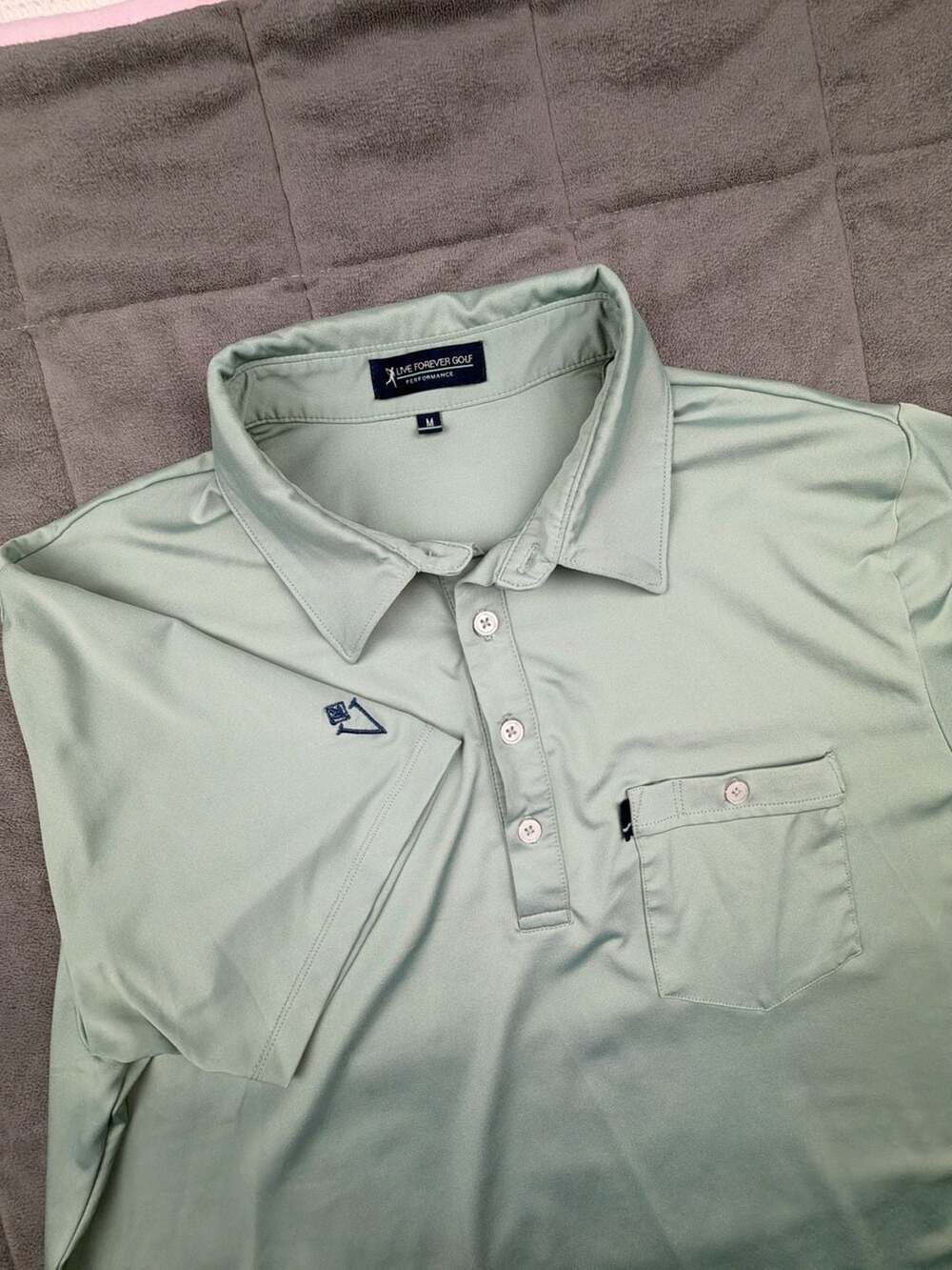 Live Forever Golf Polo Shirt Men Size M  Vasari Country Club Short Sleeve Pocket
